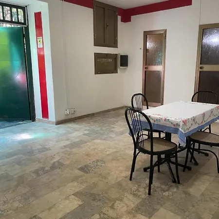 Hostel Hostal Garbatella *